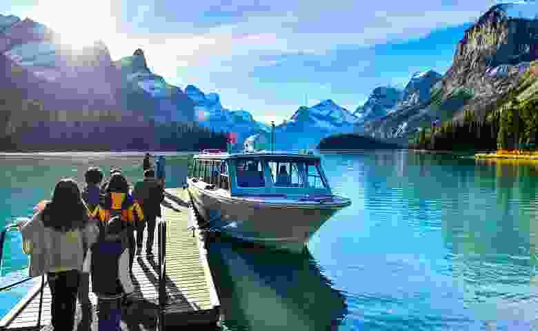 Home on tour transport